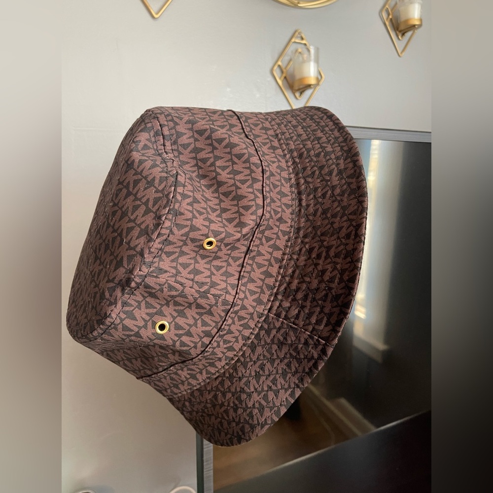 Michael Kors Logo Print Bucket Hat